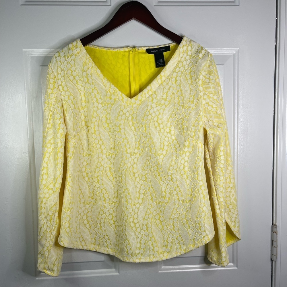 Ashley Stewart  long elbow split sleeve yellow blouse‎ with lacy lay over…